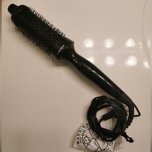 Eva NYC hot round brush